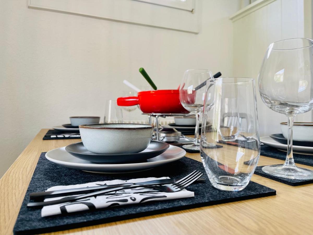-The Urbanist- Lakeview Free Parking 2Bd Fast Wifi Oberhofen Bagian luar foto