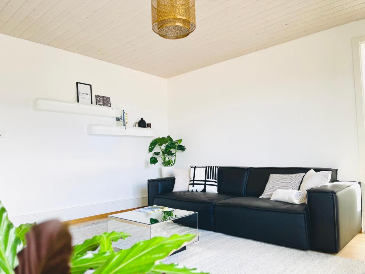 -The Urbanist- Lakeview Free Parking 2Bd Fast Wifi Oberhofen Bagian luar foto